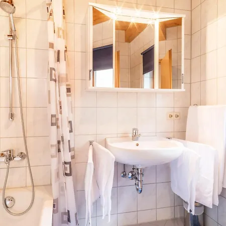 Gaestehaus Heilig 3 *
